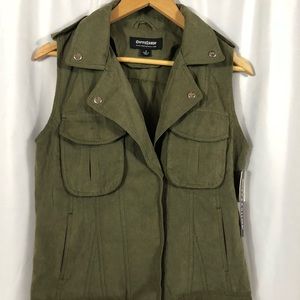 Coffee shop olive green vest